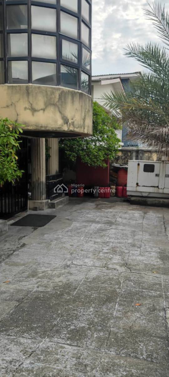 3 Floors Office Space Available in a Highbrow Area, Ikoyi South West., Ikoyi, Lagos, Office Space for Sale
