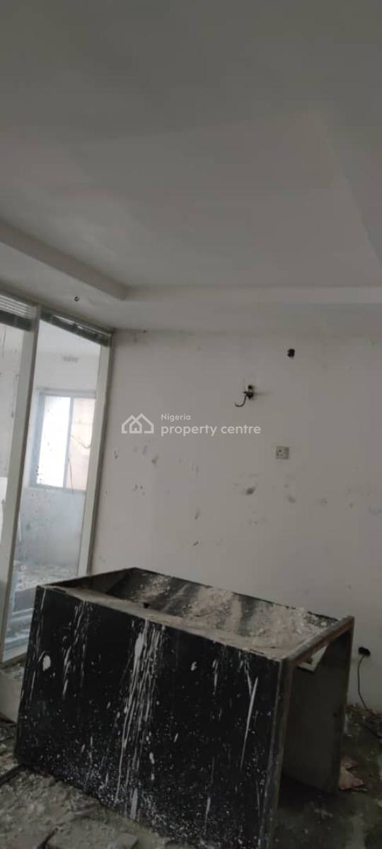 3 Floors Office Space Available in a Highbrow Area, Ikoyi South West., Ikoyi, Lagos, Office Space for Sale