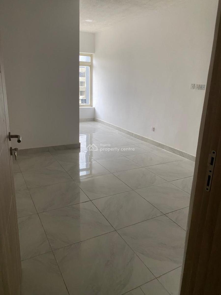 a Standard, Modern 2 Bedroom  Flat, Lekki Phase 1, Lekki, Lagos, Flat / Apartment for Rent