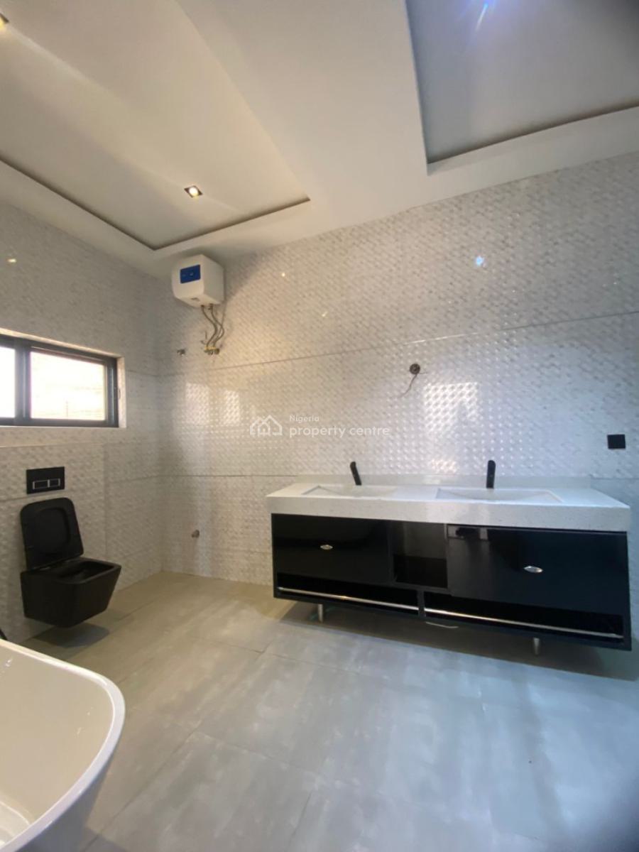 Brand New Massive 5 Bedroom Maisonette Penthouse with 2 Bq, Old Ikoyi, Ikoyi, Lagos, House for Sale