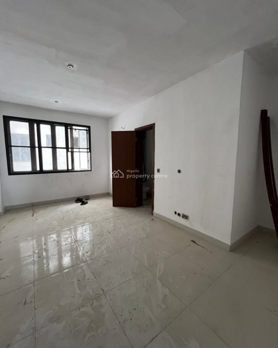 Newly Built and Serviced with 24-hours Power Supply 2 Bedroom En-suite, Lekki Phase 1, Lekki, Lagos, Flat / Apartment for Rent