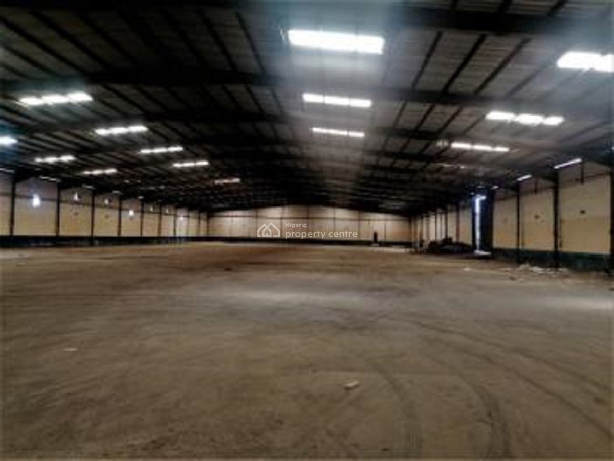 Warehouse Capacity 2,500 Sqm, Amuwo Odofin, Lagos, Warehouse for Rent