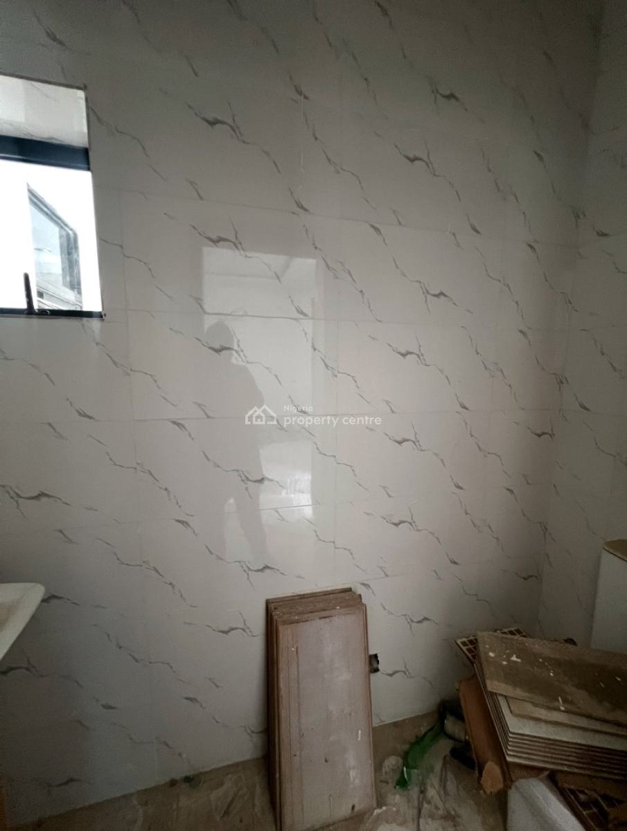 4 Bedroom Terrace Duplex, Guzape District, Abuja, Terraced Duplex for Sale