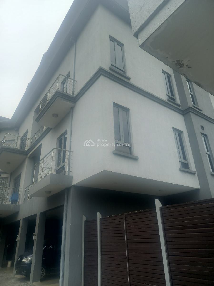 2 Bedroom Apartment, Off Palace Road, Oniru, Victoria Island (vi), Lagos, Flat / Apartment for Rent