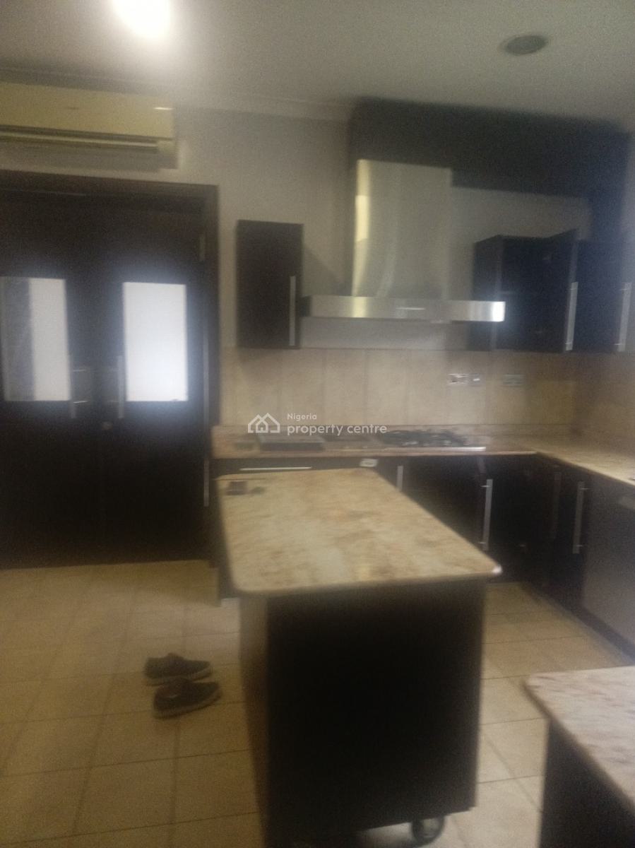 2 Bedroom Apartment, Off Palace Road, Oniru, Victoria Island (vi), Lagos, Flat / Apartment for Rent