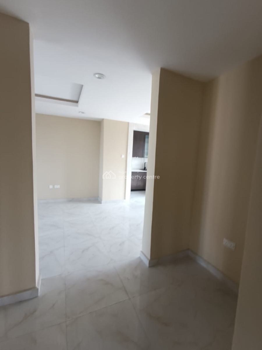 Standard Two Bedroom Apartment, North West, Ilaje, Mobile Road, Ajah, Lagos, Flat / Apartment for Rent