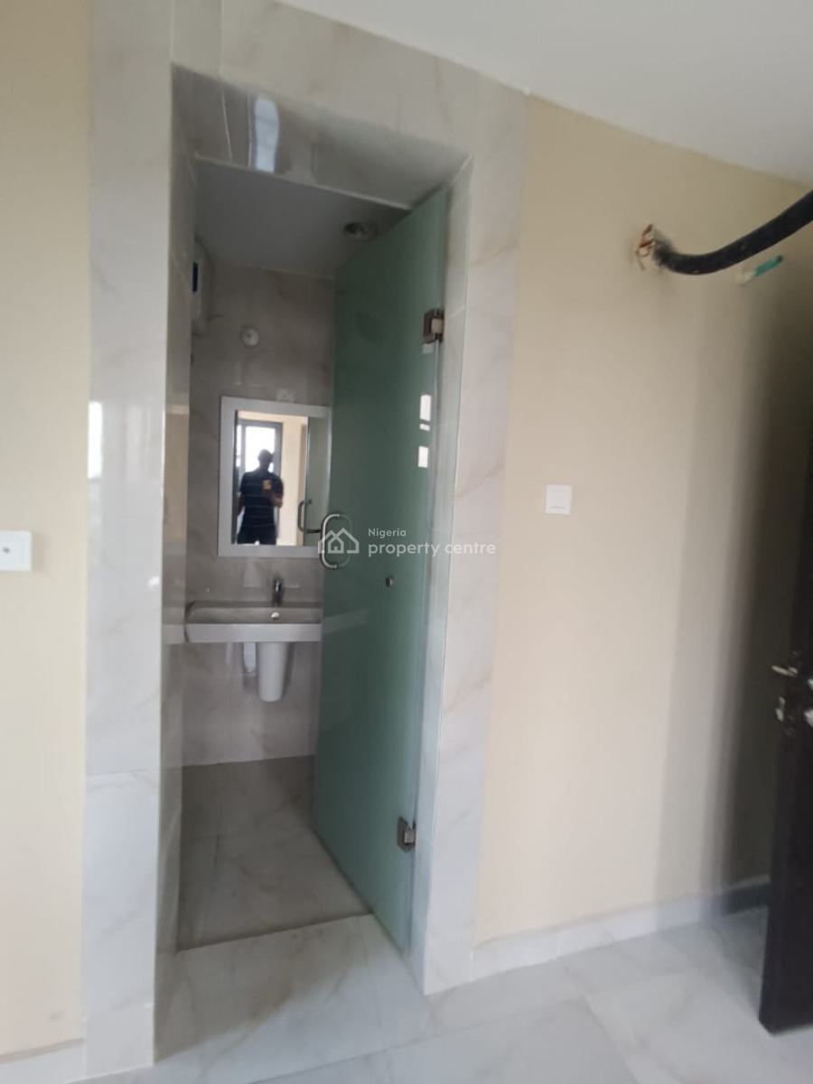 Standard Two Bedroom Apartment, North West, Ilaje, Mobile Road, Ajah, Lagos, Flat / Apartment for Rent