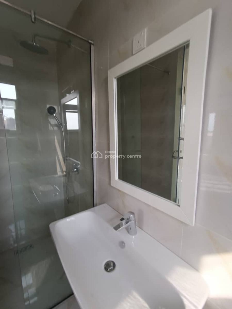 Standard Two Bedroom Apartment, North West, Ilaje, Mobile Road, Ajah, Lagos, Flat / Apartment for Rent