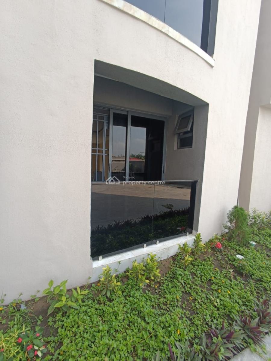 Standard Two Bedroom Apartment, North West, Ilaje, Mobile Road, Ajah, Lagos, Flat / Apartment for Rent