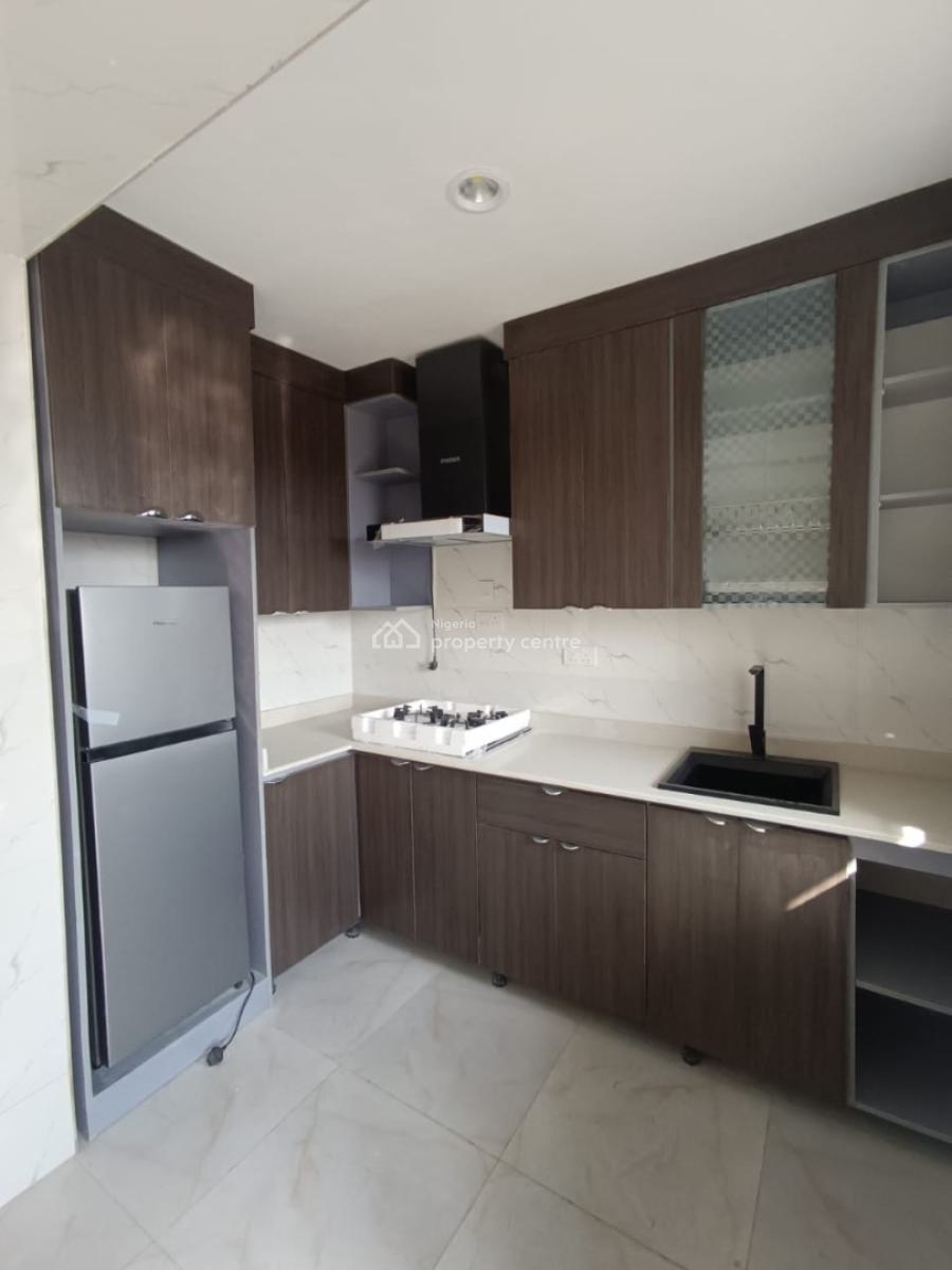 Standard Two Bedroom Apartment, North West, Ilaje, Mobile Road, Ajah, Lagos, Flat / Apartment for Rent