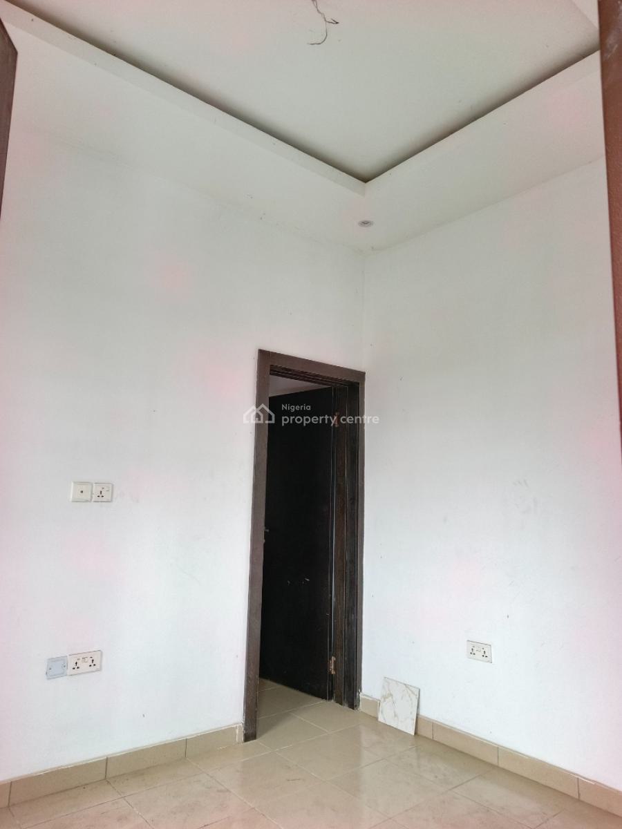 Smart Newly Built Mini Flat (1 Bedroom and Parlor) Upstairs, Abraham Adesanya Axis, Ajah, Lagos, Mini Flat (room and Parlour) for Rent