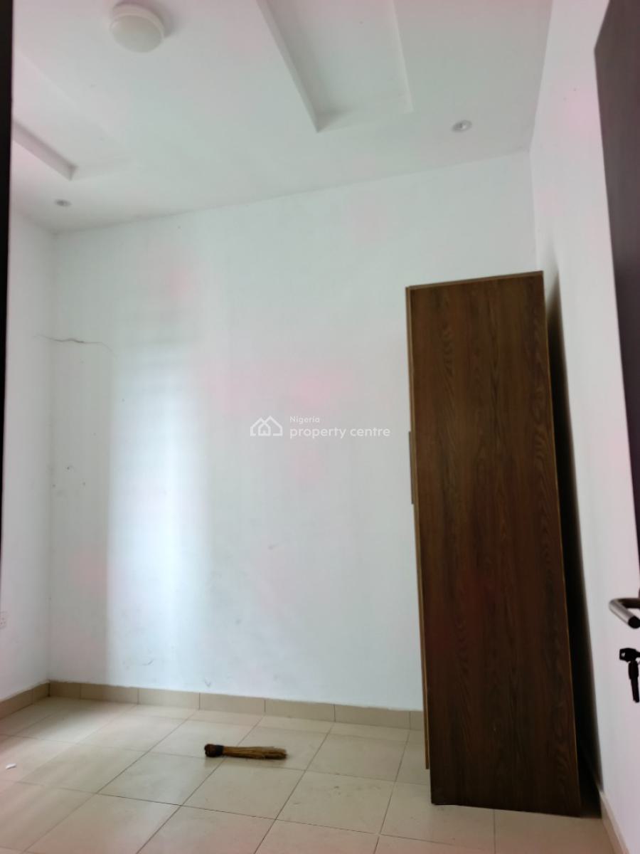 Smart Newly Built Mini Flat (1 Bedroom and Parlor) Upstairs, Abraham Adesanya Axis, Ajah, Lagos, Mini Flat (room and Parlour) for Rent