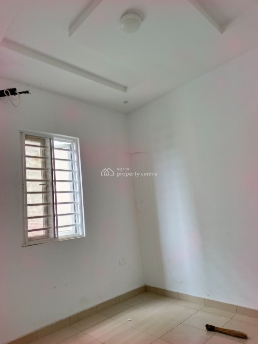 Smart Newly Built Mini Flat (1 Bedroom and Parlor) Upstairs, Abraham Adesanya Axis, Ajah, Lagos, Mini Flat (room and Parlour) for Rent