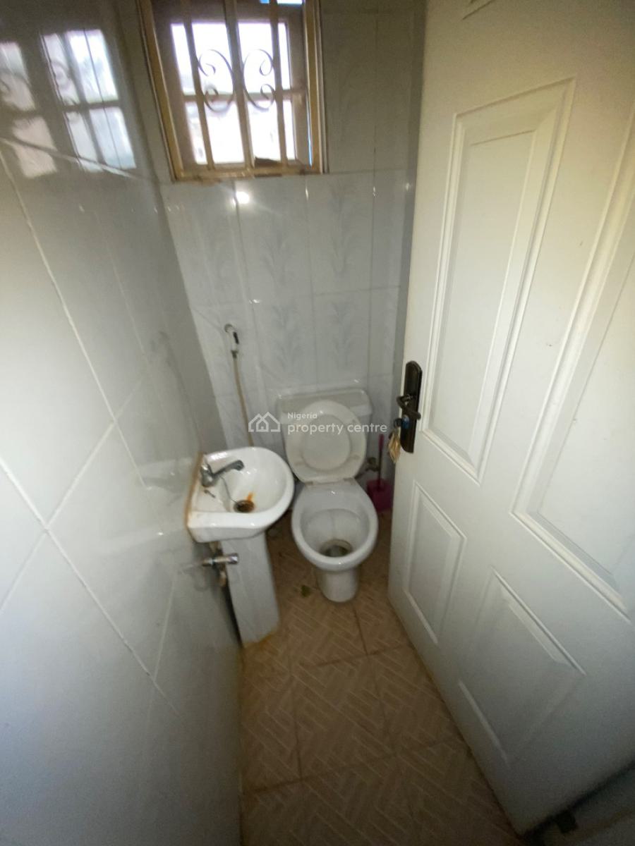 Luxury Two Bedroom Block of Flat, News Engineering, Dawaki, Gwarinpa, Abuja, Flat / Apartment for Rent