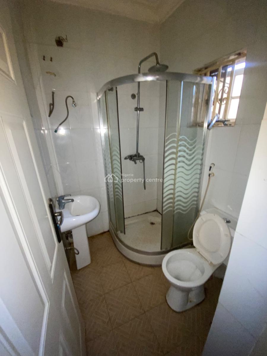 Luxury Two Bedroom Block of Flat, News Engineering, Dawaki, Gwarinpa, Abuja, Flat / Apartment for Rent