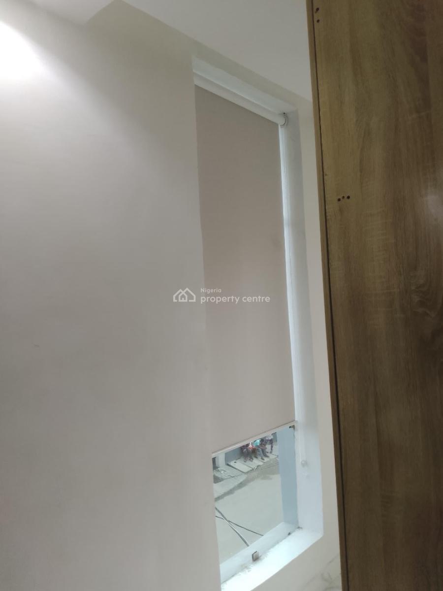 Tastefully Furnished 2 Bedroom Apartment, Memudu Aremu Street, Ikate, Ijeshatedo, Surulere, Lagos, Flat / Apartment Short Let