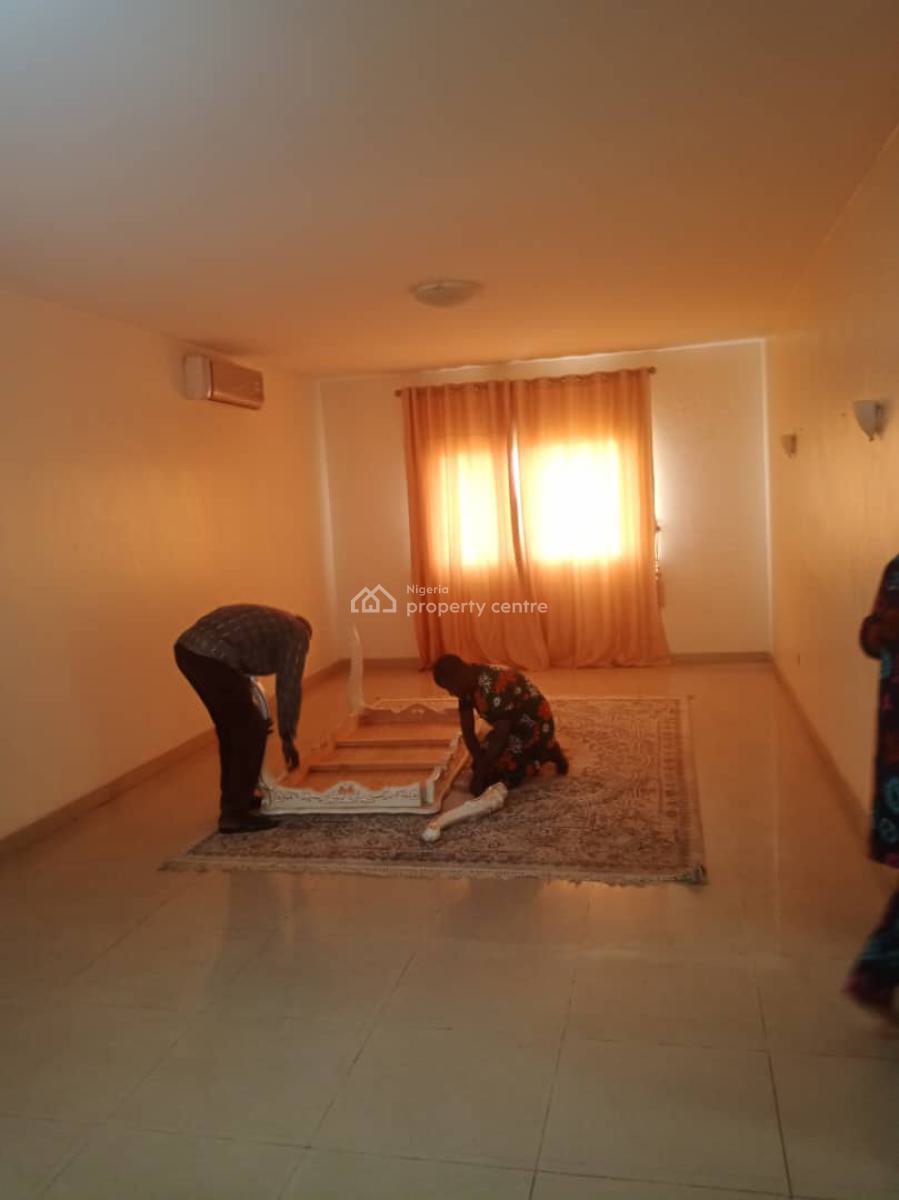 Luxury 4 Bedroom Penthouse with a Room Bq, Old Ikoyi, Ikoyi, Lagos, Flat / Apartment for Rent