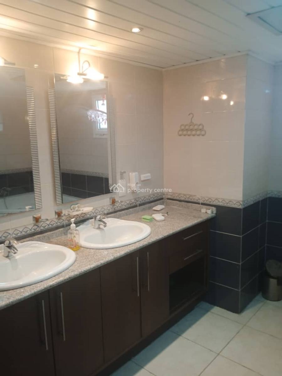 Luxury 4 Bedroom Penthouse with a Room Bq, Old Ikoyi, Ikoyi, Lagos, Flat / Apartment for Rent