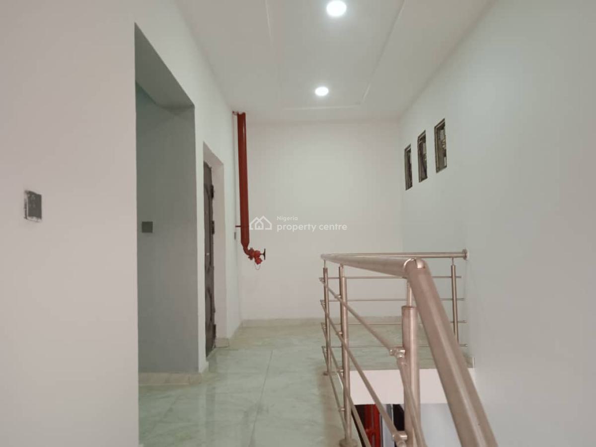 an Exclusive & Serene Office Space, Pinnock Beach Estate, Osapa, Lekki, Lagos, House for Rent