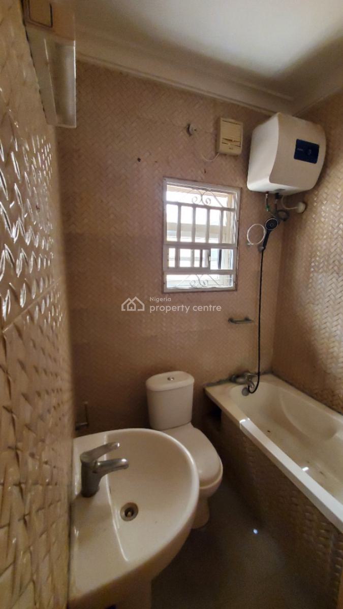 The Most Elegantly Spacious 3bedroom Vintage Penthouse with a Bq, Chevron Drive, Lekki Phase 2, Lekki, Lagos, Flat / Apartment for Rent