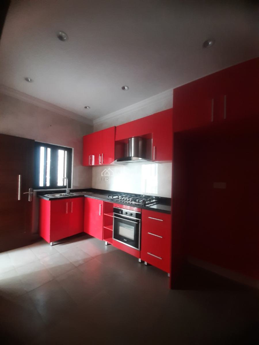 3 Bedroom Apartment, Lekki Phase 1, Lekki, Lagos, Flat / Apartment for Rent
