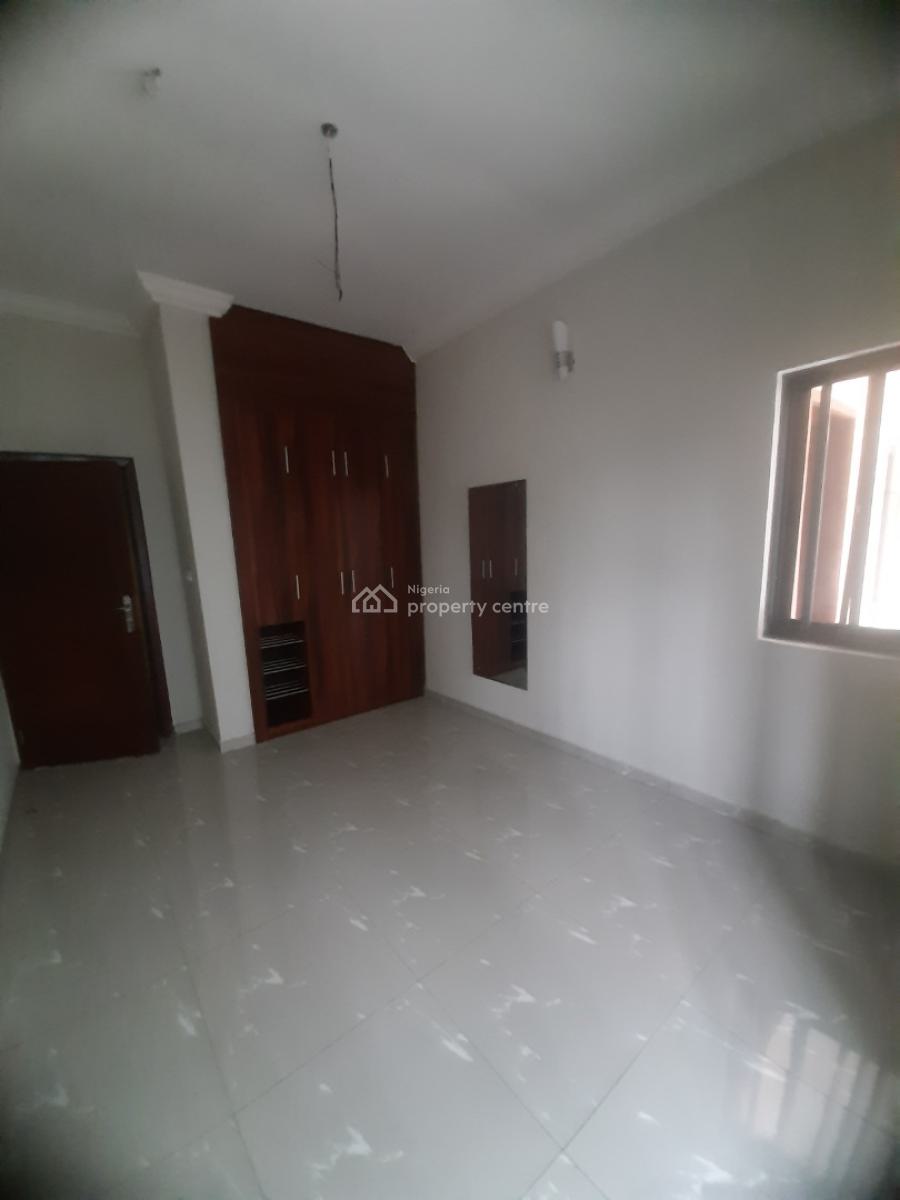3 Bedroom Apartment, Lekki Phase 1, Lekki, Lagos, Flat / Apartment for Rent