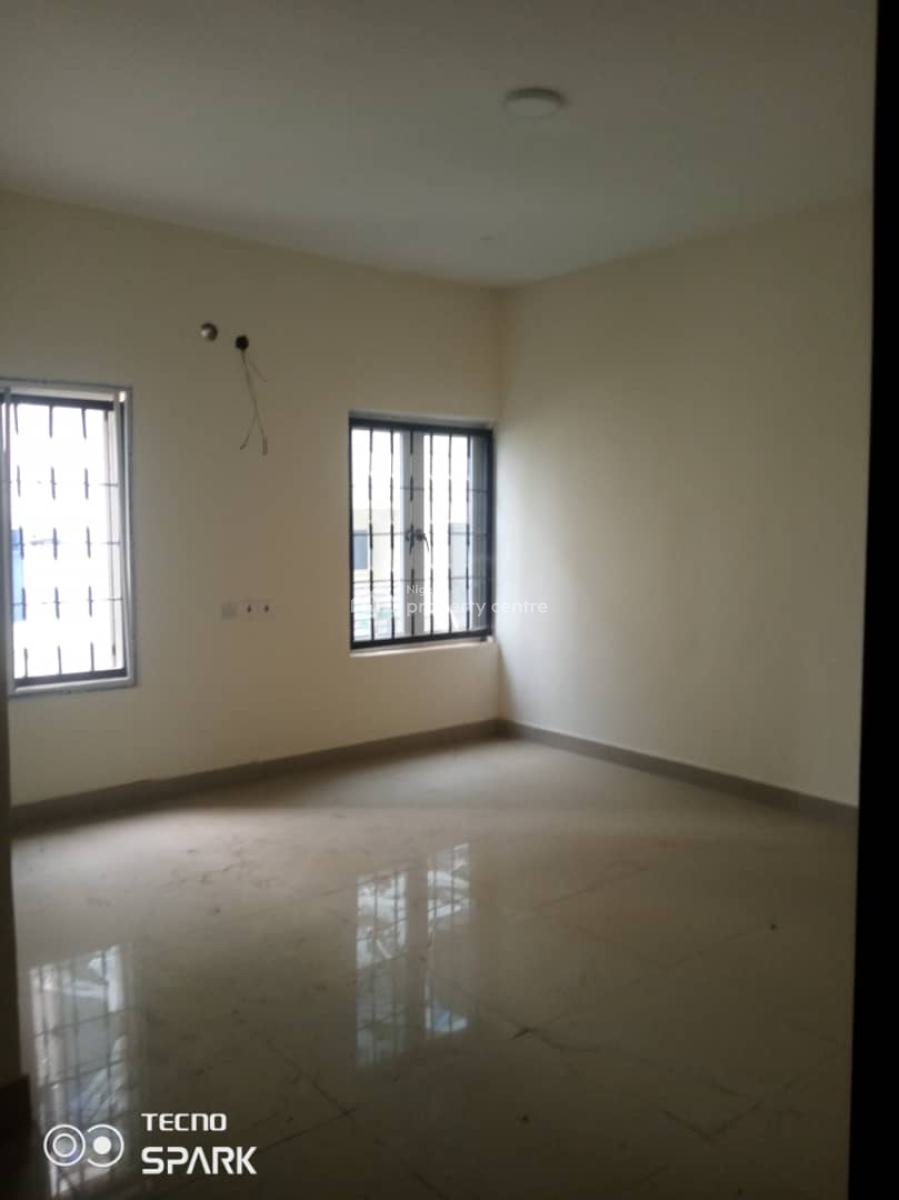 Excellent Spacious 3 Bedroom Apartment, By Next Cash and Carry, Jahi, Abuja, Flat / Apartment for Rent