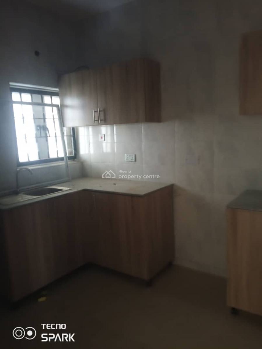 Excellent Spacious 3 Bedroom Apartment, By Next Cash and Carry, Jahi, Abuja, Flat / Apartment for Rent