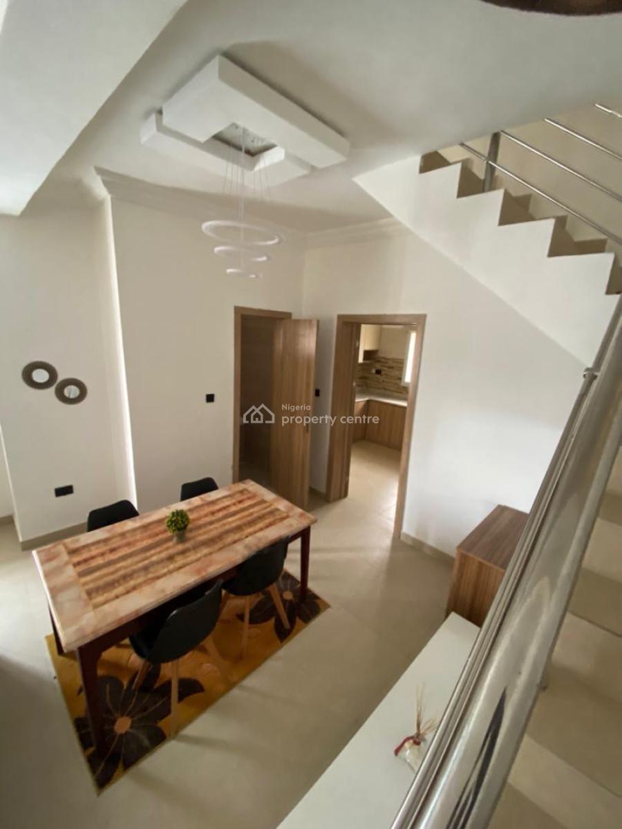 2 Bedroom Located in a Very Secured Environment, Lekki Scheme 2, Abraham Adesanya, Lekki Phase 2, Lekki, Lagos, Flat / Apartment for Rent