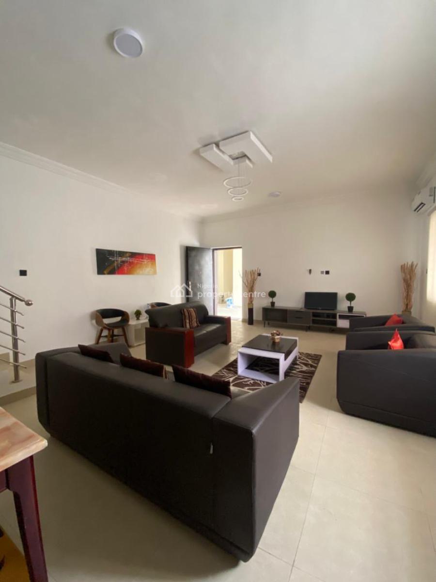 2 Bedroom Located in a Very Secured Environment, Lekki Scheme 2, Abraham Adesanya, Lekki Phase 2, Lekki, Lagos, Flat / Apartment for Rent