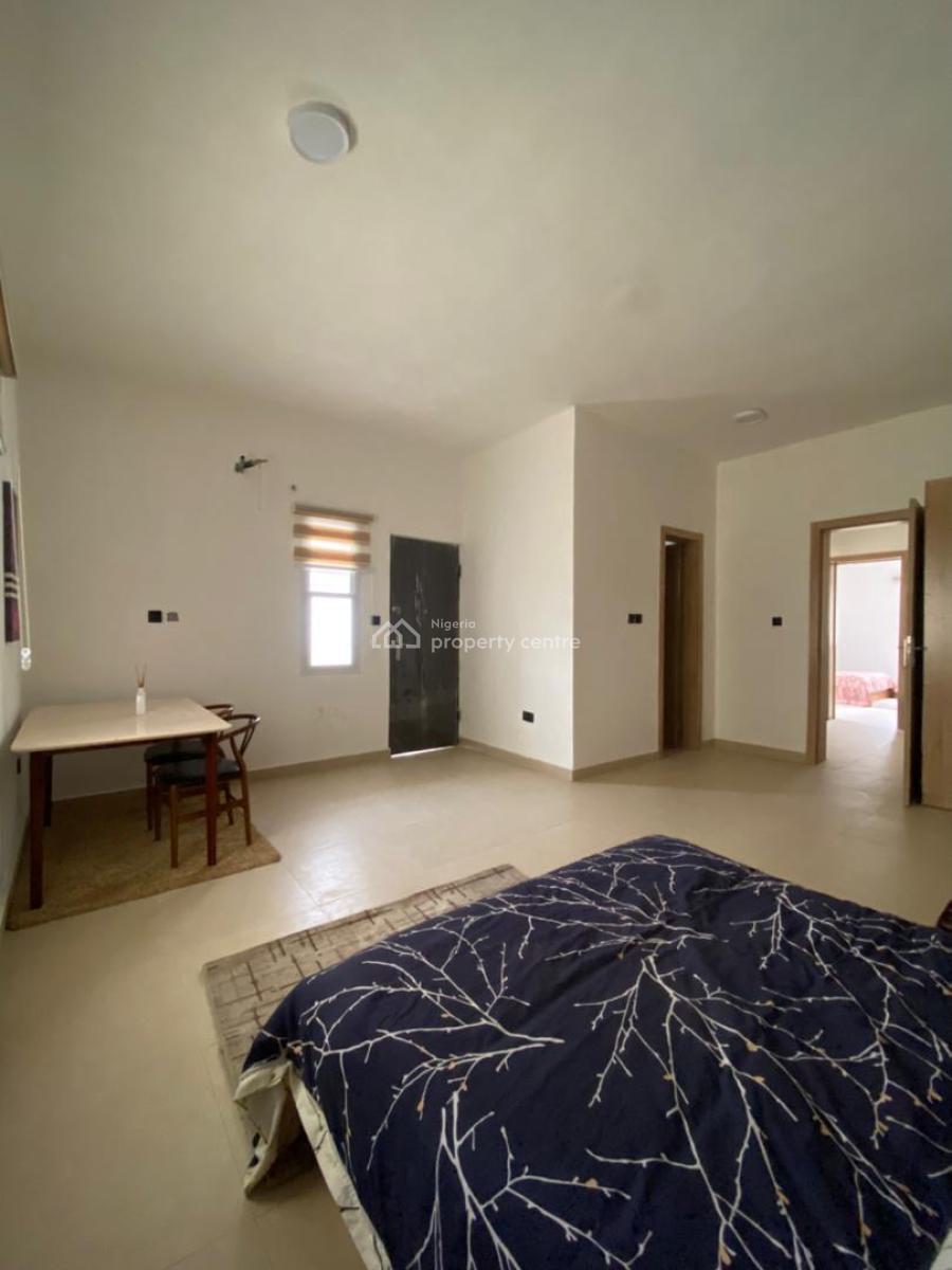 2 Bedroom Located in a Very Secured Environment, Lekki Scheme 2, Abraham Adesanya, Lekki Phase 2, Lekki, Lagos, Flat / Apartment for Rent