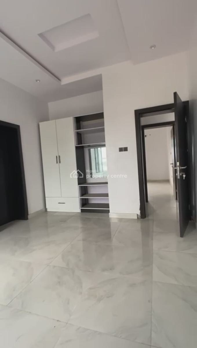 Nicely Finished 2 Bedroom Apartment, Ajah, Lagos, Flat / Apartment for Sale