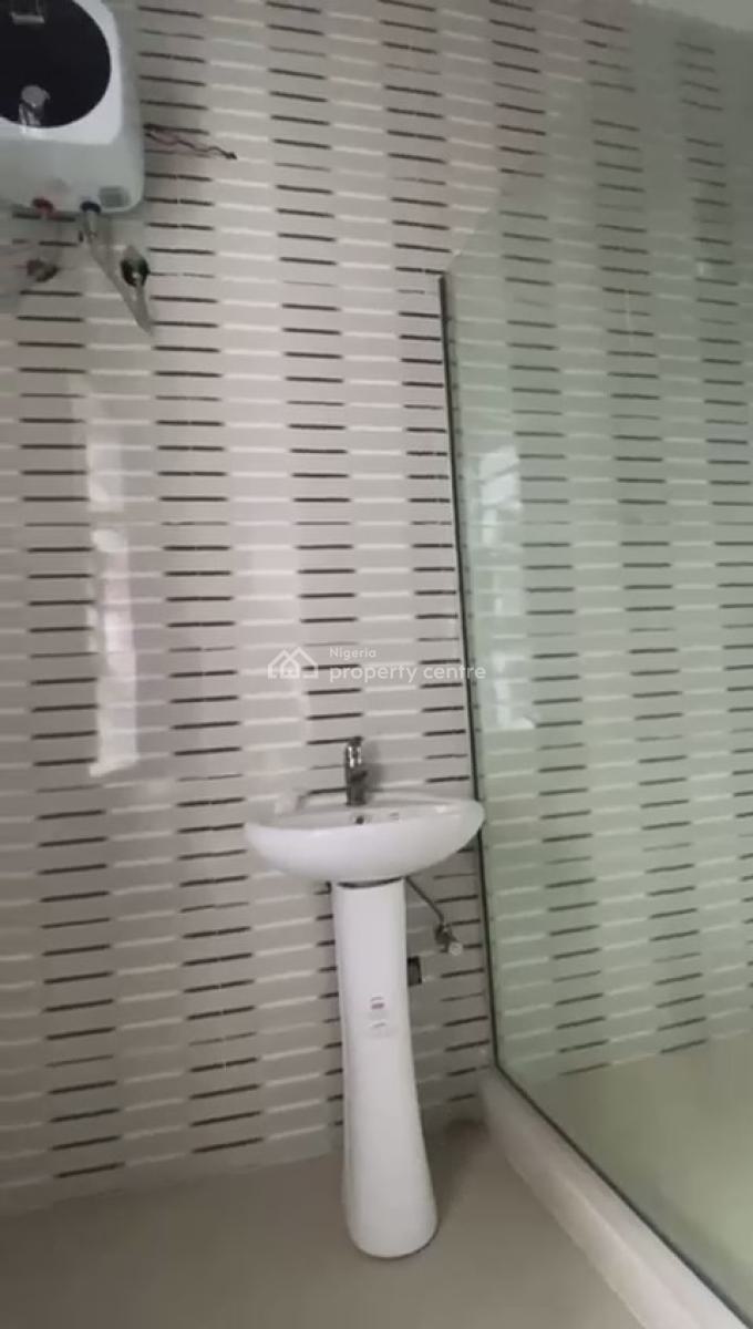 Nicely Finished 2 Bedroom Apartment, Ajah, Lagos, Flat / Apartment for Sale