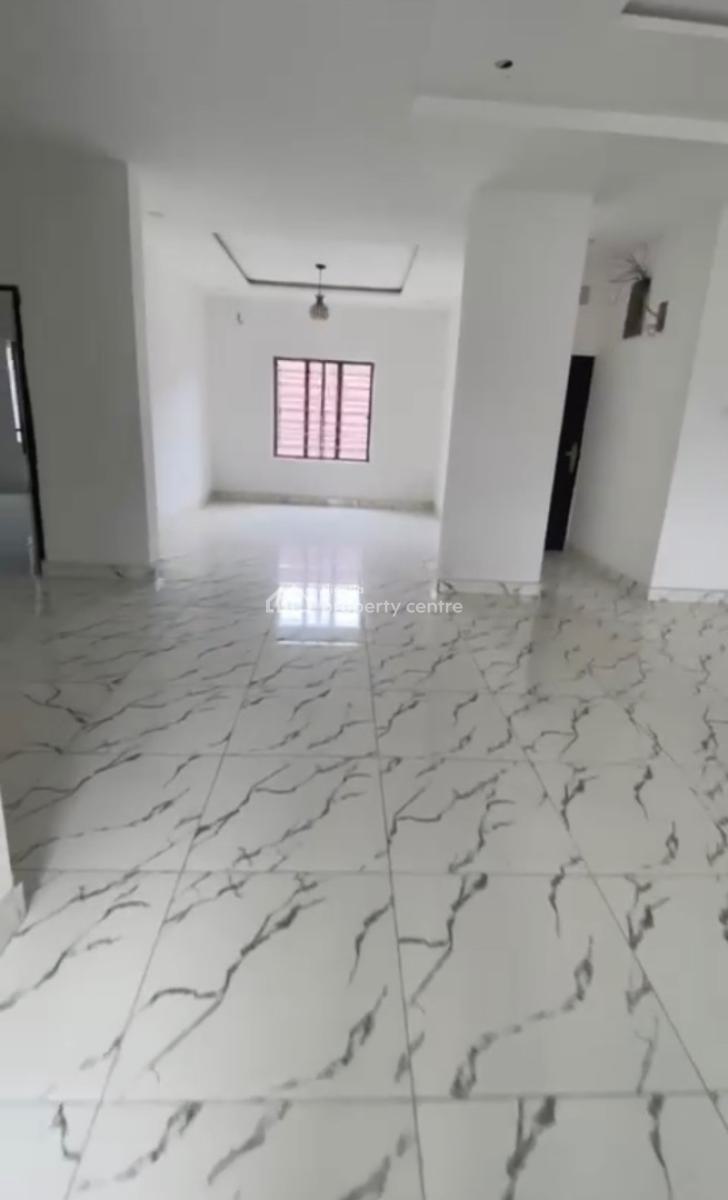 Luxury/spacious 2bedroom Flat, By Berger Clinic Life Camp Main, Life Camp, Abuja, House for Rent