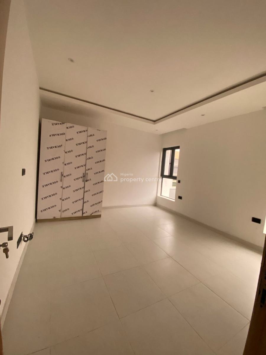Lovely 2 Bedroom Apartments with Bq, Lekki Phase 1, Lekki, Lagos, Flat / Apartment for Rent