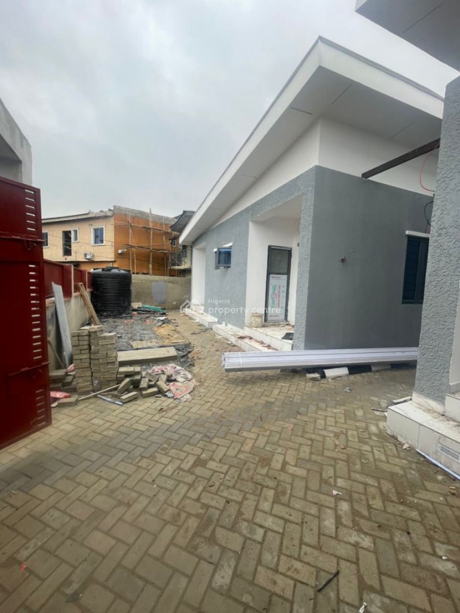 Standard and Newly Built Mini Flat Bungalow, Ladilak, Shomolu, Lagos, Mini Flat (room and Parlour) for Rent