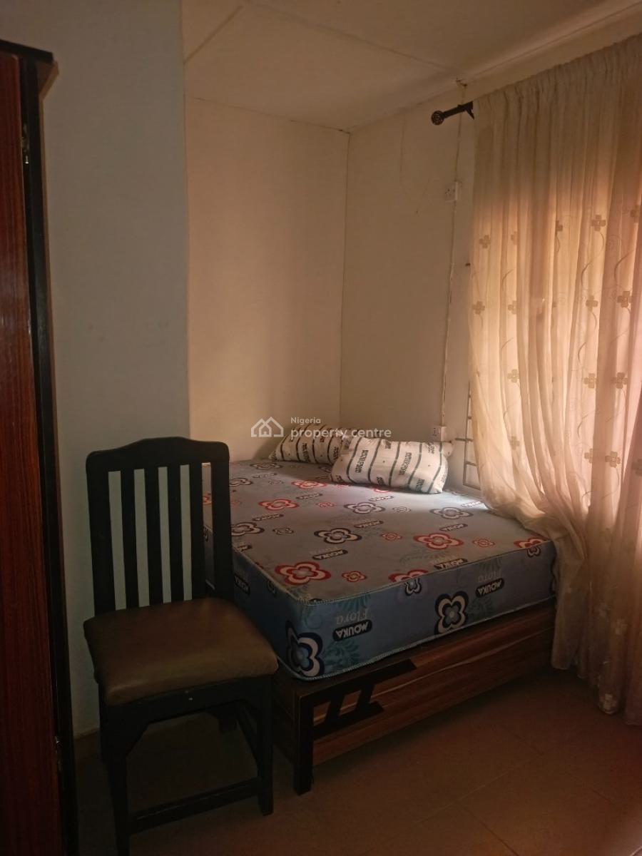 Block of Flat, Iyana-church, Ibadan., Ibadan, Oyo, Flat / Apartment for Sale