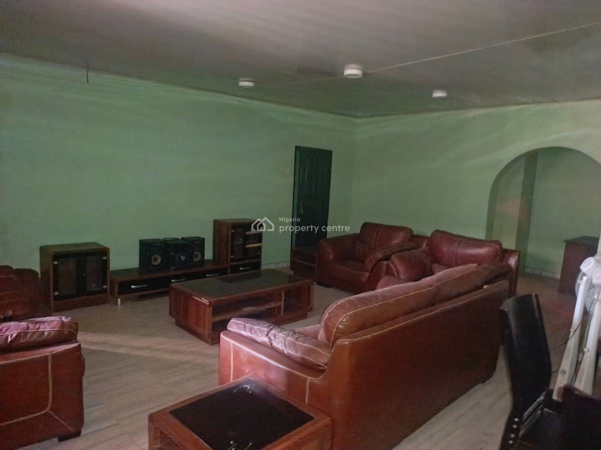 Block of Flat, Iyana-church, Ibadan., Ibadan, Oyo, Flat / Apartment for Sale