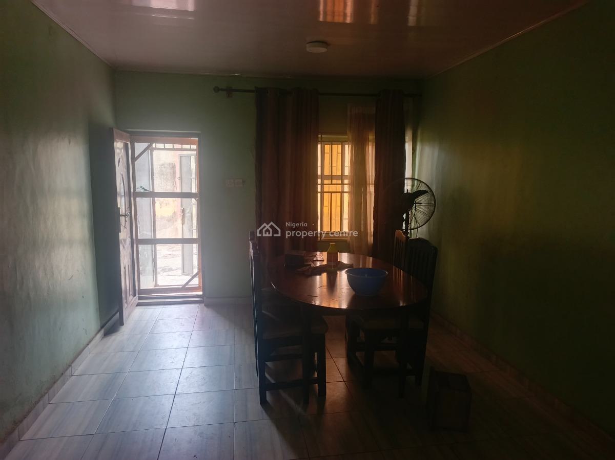 Block of Flat, Iyana-church, Ibadan., Ibadan, Oyo, Flat / Apartment for Sale