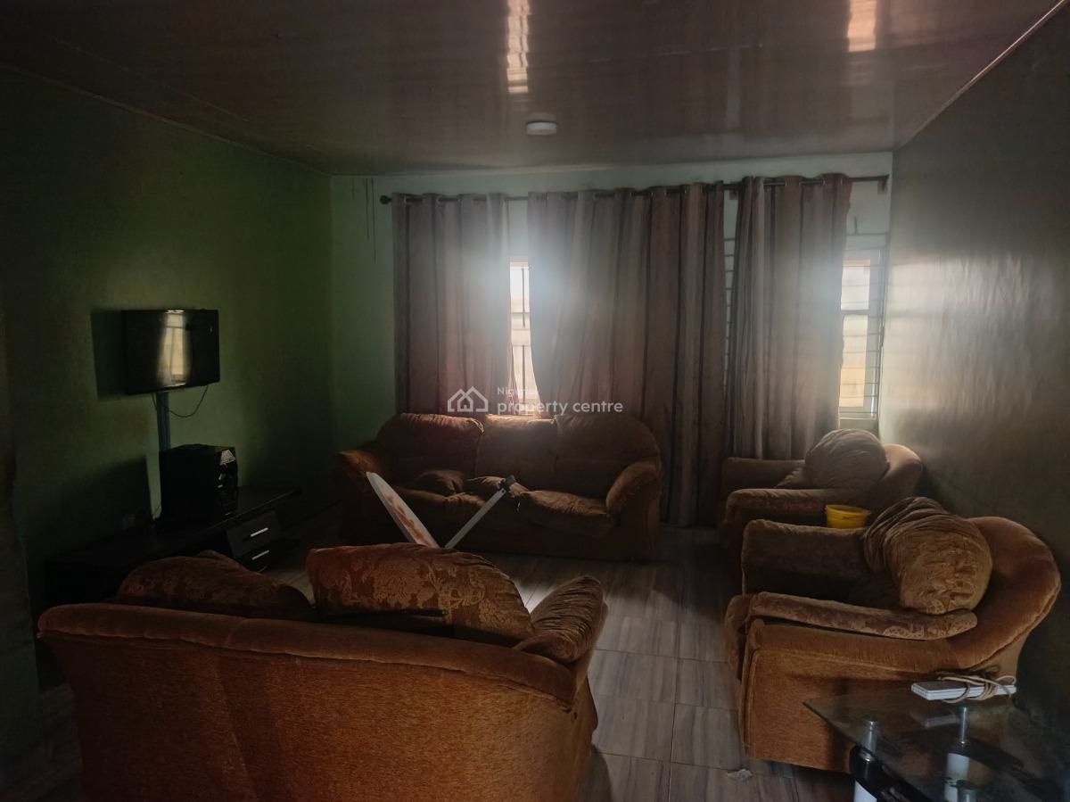 Block of Flat, Iyana-church, Ibadan., Ibadan, Oyo, Flat / Apartment for Sale