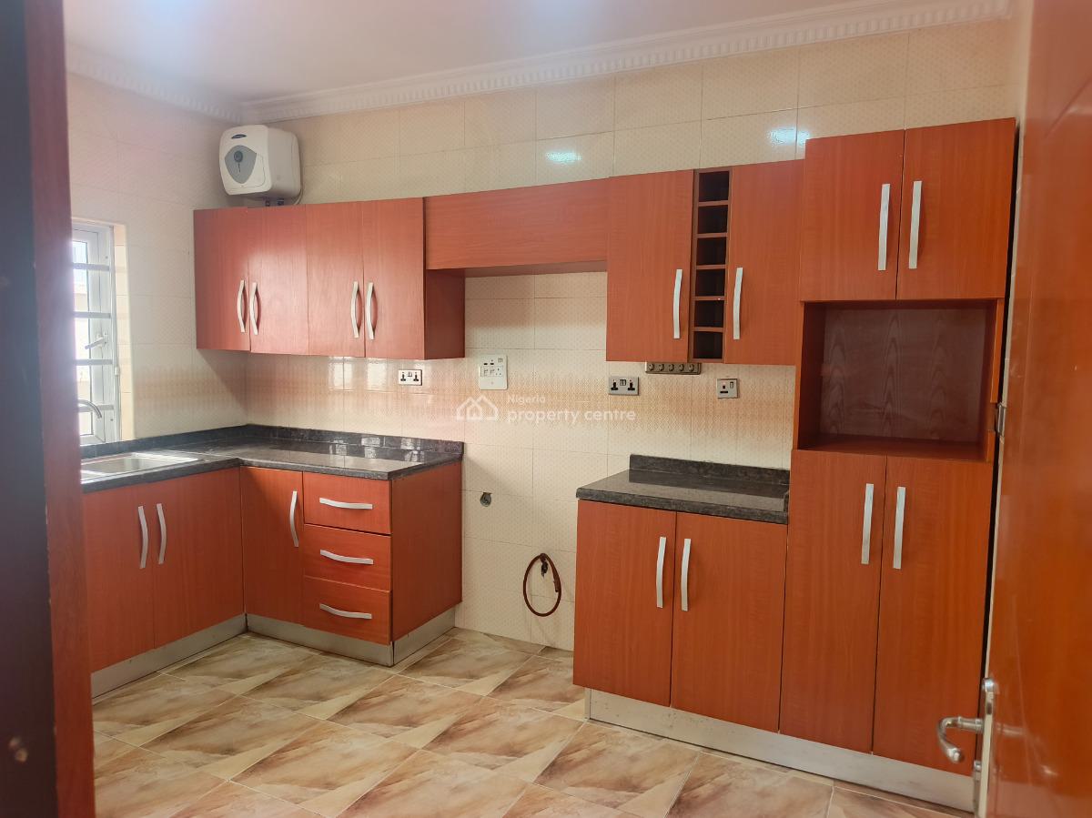 3-bedroom Duplex Plus Bq with Laundry Room, Behinds New Ap Filling Station, Ikate Elegushi, Lekki, Lagos, Terraced Duplex for Rent