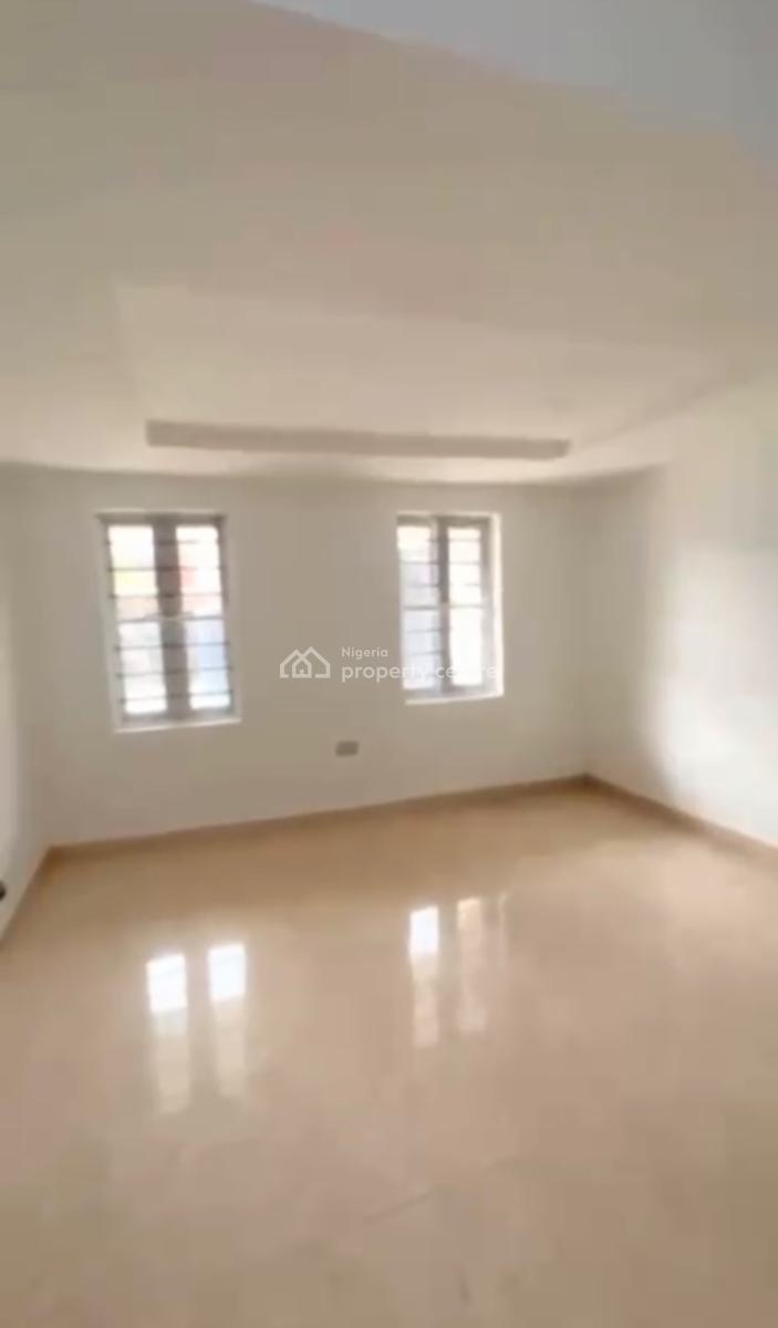a Standard, Clean, Massive 2 Bedroom Flat, Ikate Elegushi, Lekki, Lagos, Flat / Apartment for Rent
