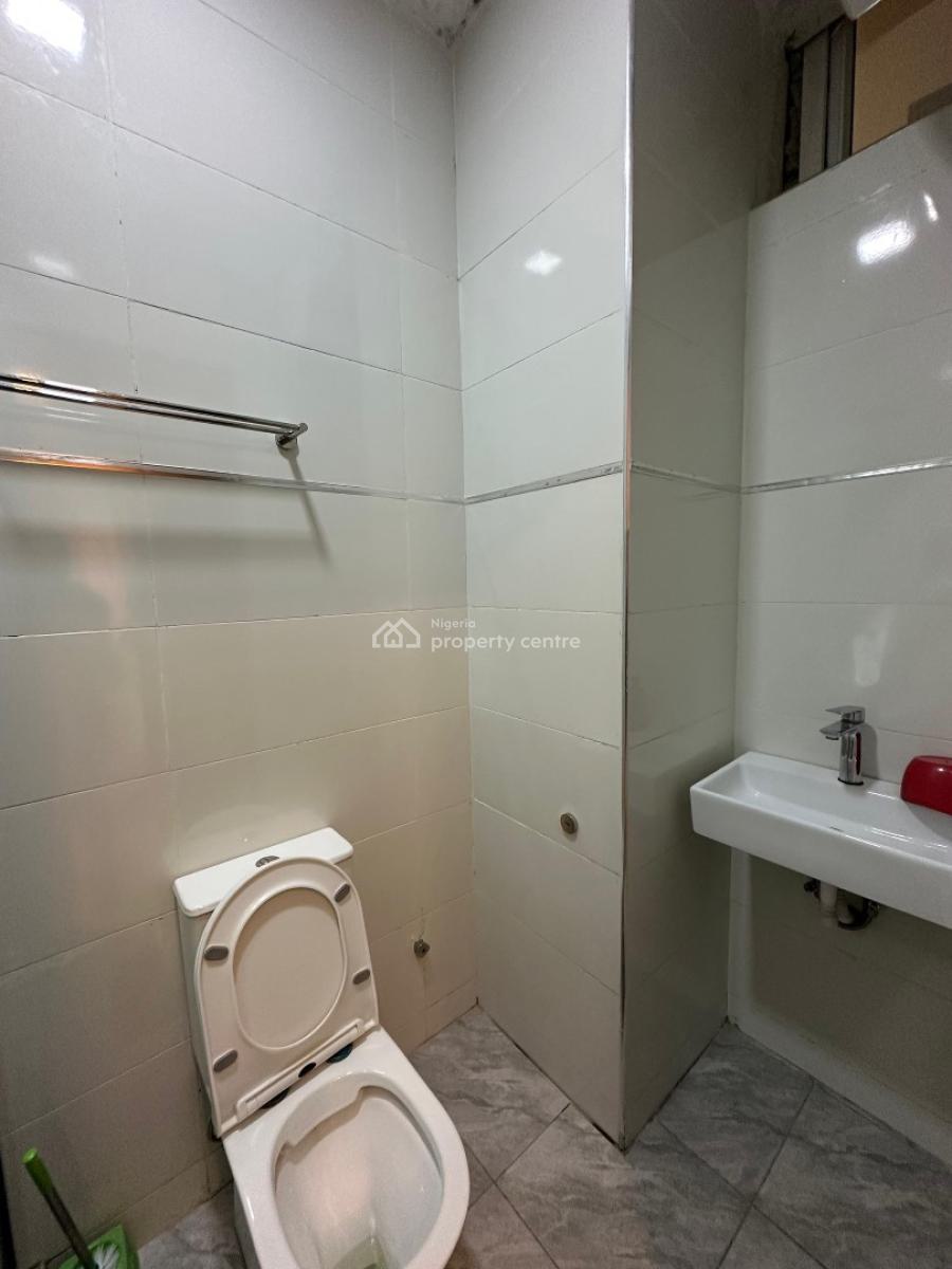 Fully Funded 2bedroom Apartment with Pool,gym & Elevator, Ikate Lekki, Ikate Elegushi, Lekki, Lagos, Flat / Apartment for Rent