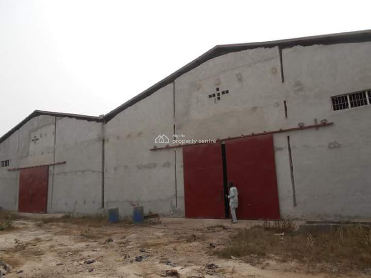Warehouse Capacity of 5,200sqm, Oshodi Apapa Expressway, Isolo, Lagos, Warehouse for Rent