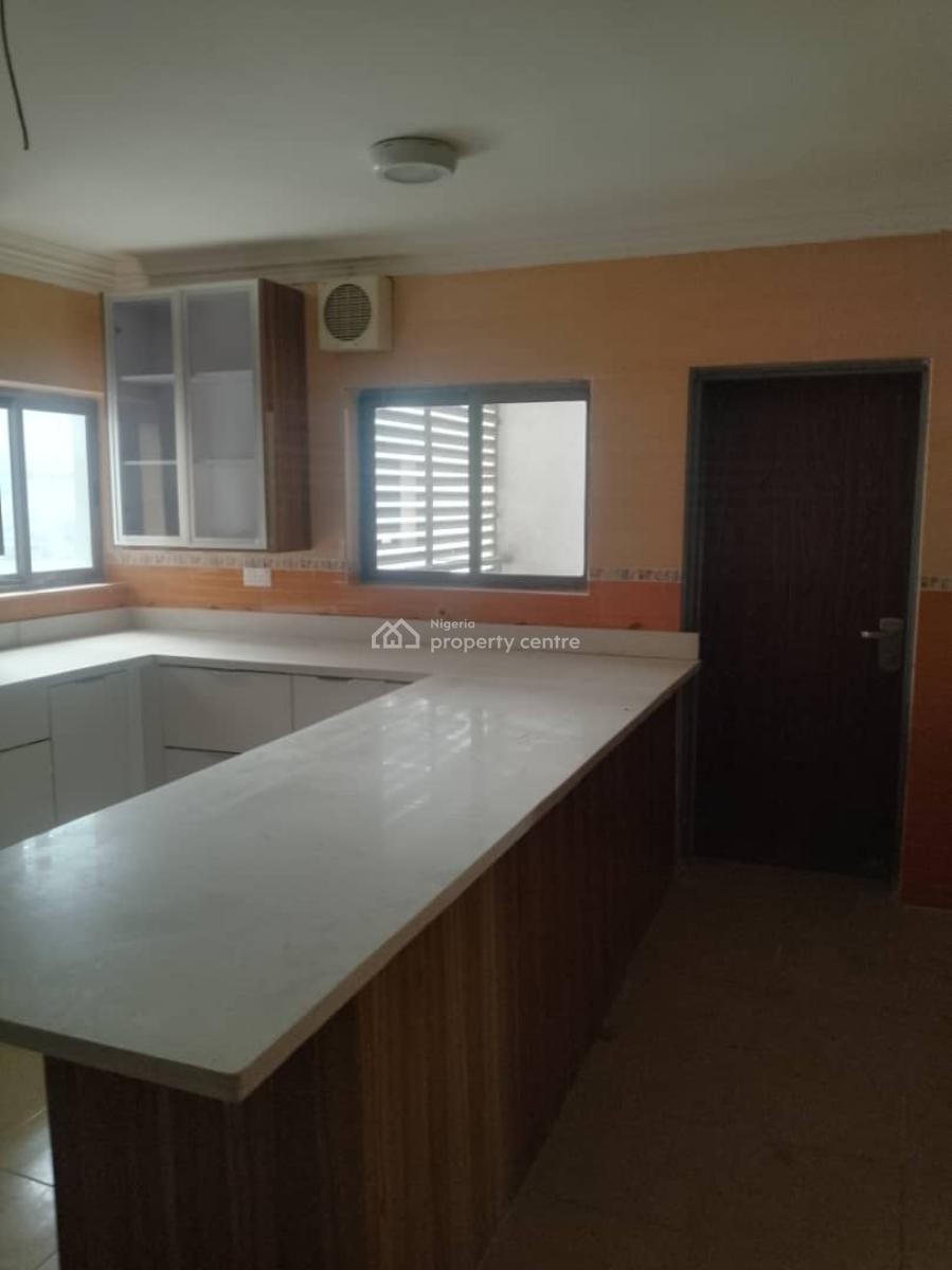 Serviced Four (4) Bedroom Apartment with 1 Room Boys Quarter, Idowu Taylor Street, Victoria Island (vi), Lagos, Flat / Apartment for Sale