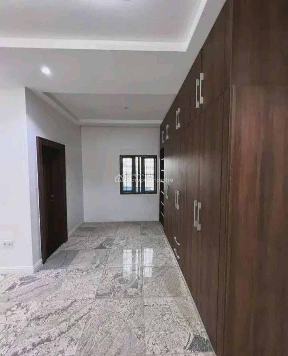 4 Bedrooms Terrace Duplex with a Bq, Guzape District, Abuja, Terraced Duplex for Rent