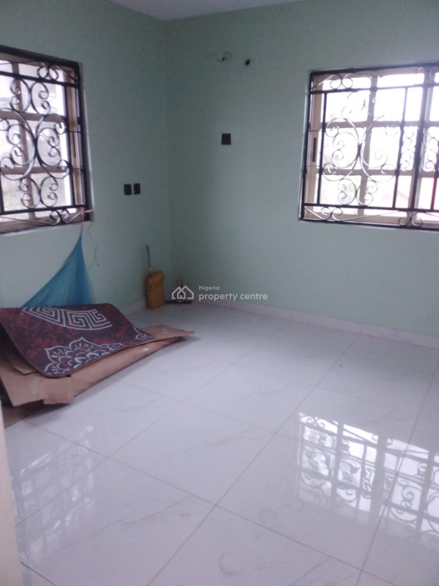 Well Renovated 3 Bedroom Flat.., Green Wood Estate...., Abijo, Lekki, Lagos, Flat / Apartment for Rent