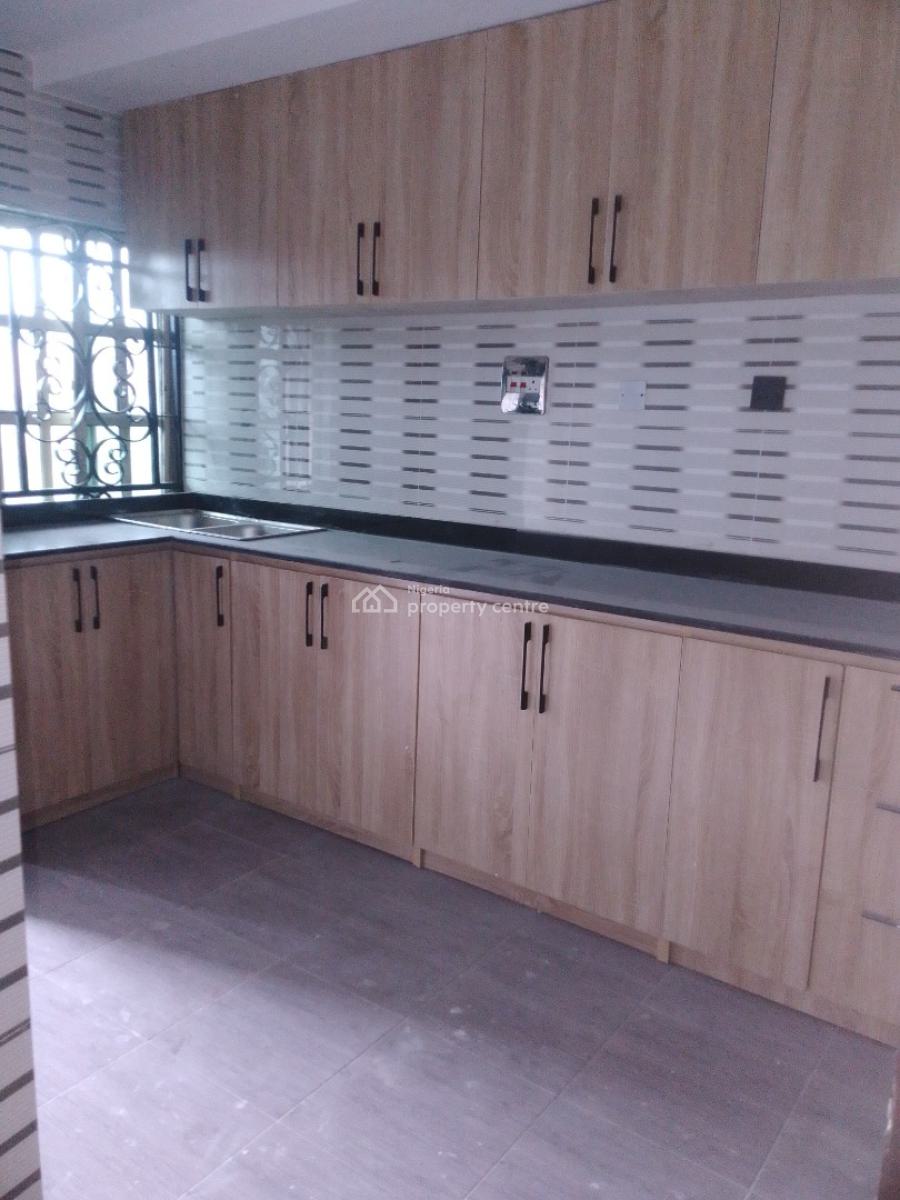 Well Renovated 3 Bedroom Flat.., Green Wood Estate...., Abijo, Lekki, Lagos, Flat / Apartment for Rent