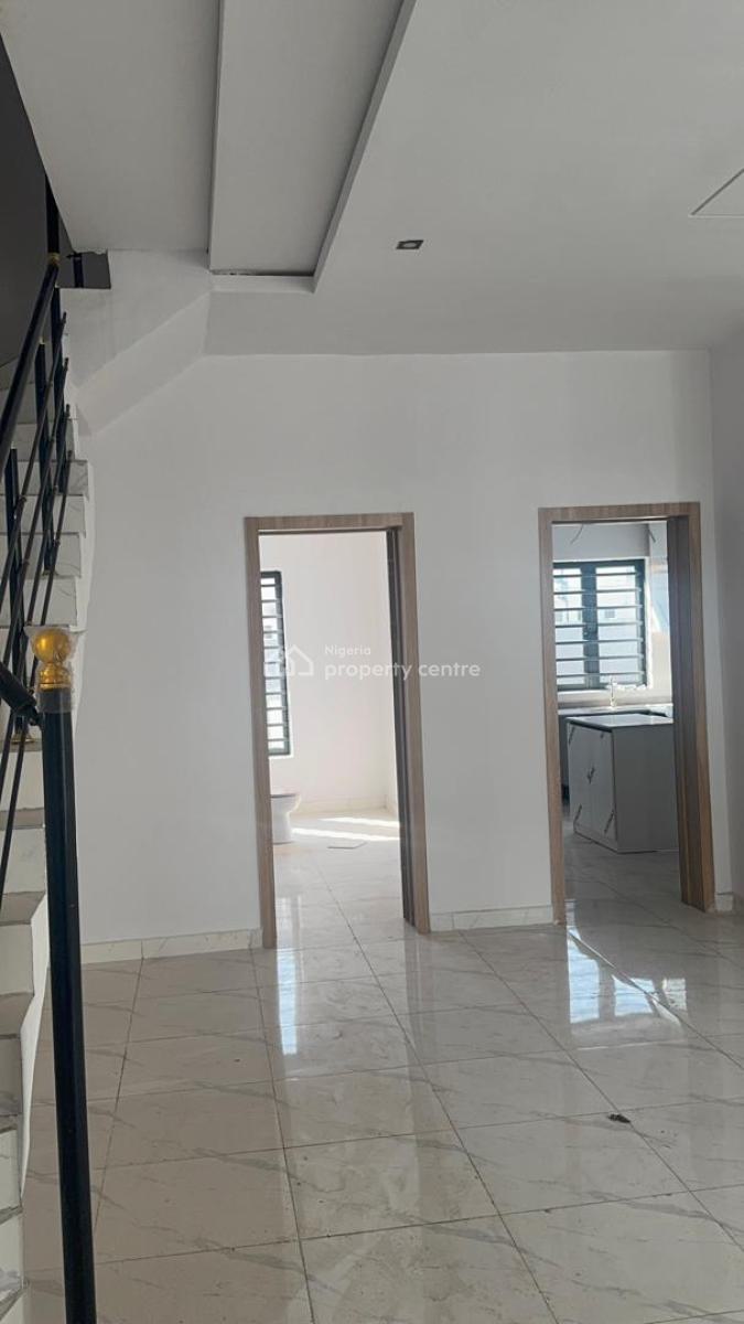 Brand New Luxurious 4 Bedroom Terrace Duplex with Excellent Facilities, Lekki, Lagos, Terraced Duplex for Rent