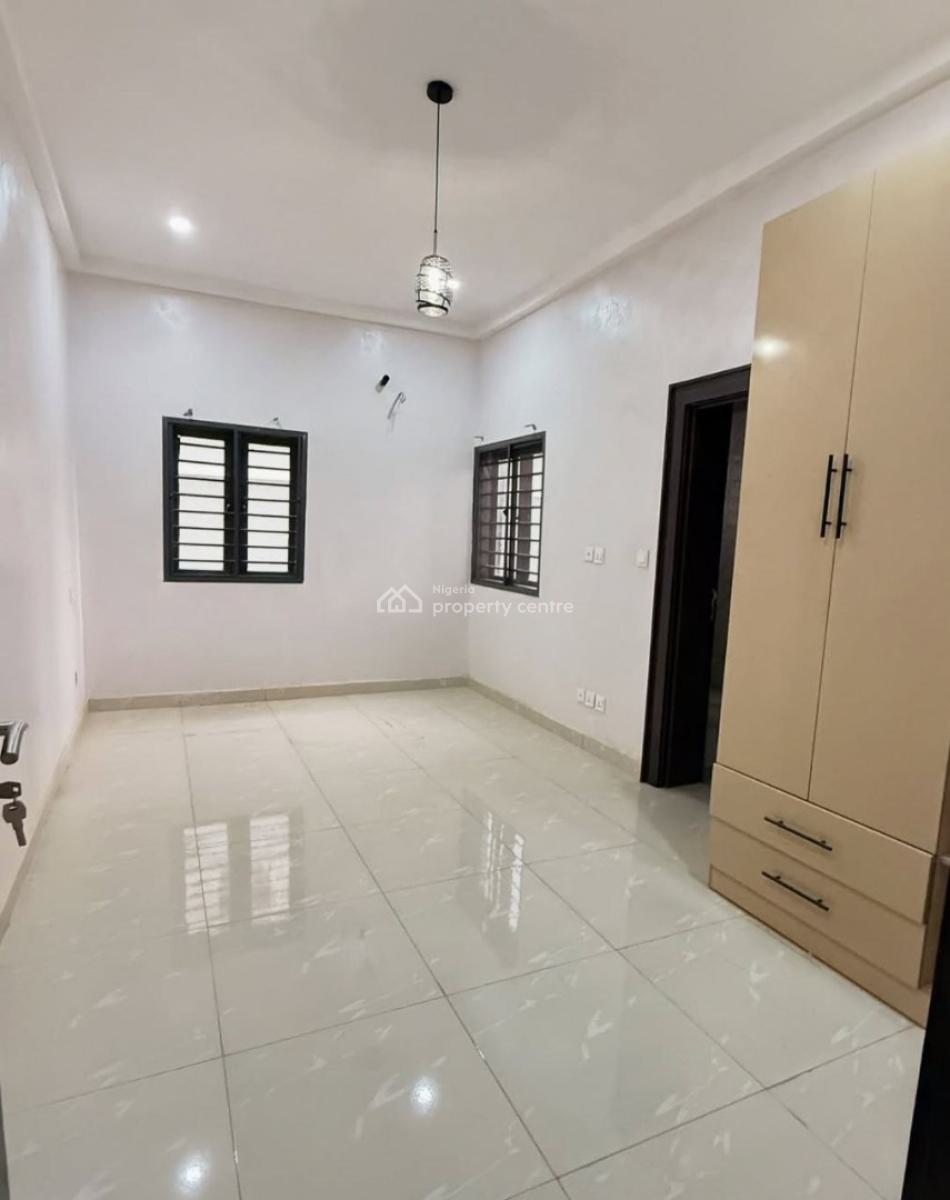 Serviced 3 Bedroom Apartment (tarred Access), Jahi, Abuja, House for Rent